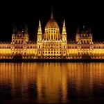 Your Worry Free Apartment Close To Parliament